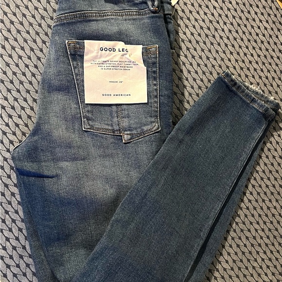 GOOD AMERICAN Good Legs 6 / 28. NWT - Picture 2 of 3